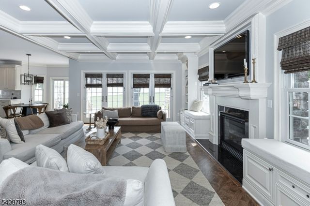 19 Carol Rd, Westfield Town, NJ 07090