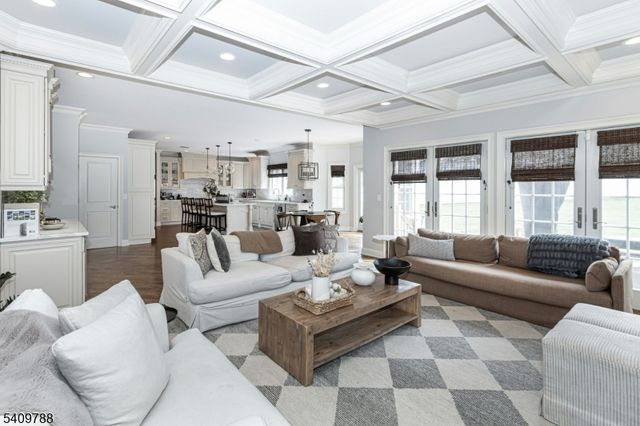 19 Carol Rd, Westfield Town, NJ 07090