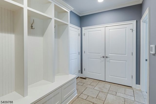 19 Carol Rd, Westfield Town, NJ 07090