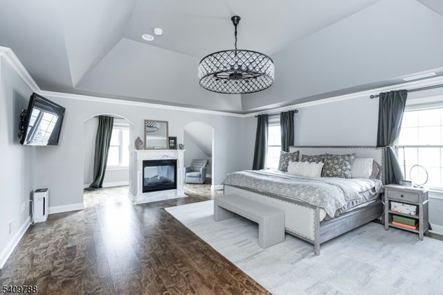 19 Carol Rd, Westfield Town, NJ 07090