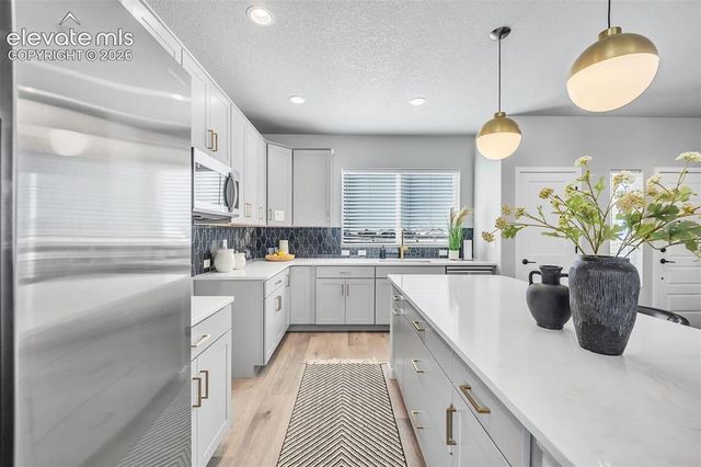 8188 Manor House Way, Colorado Springs, CO 80908