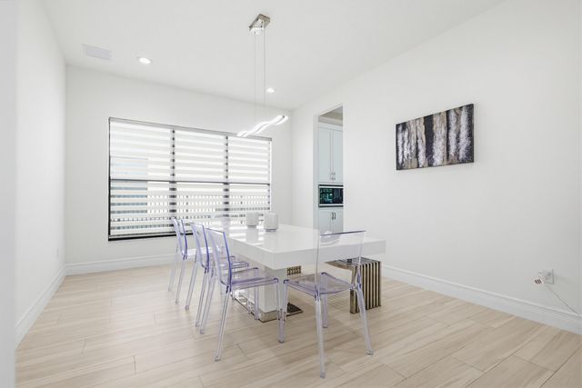 9801 Rennes Lane, Delray Beach, FL 33446