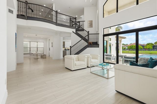 9801 Rennes Lane, Delray Beach, FL 33446