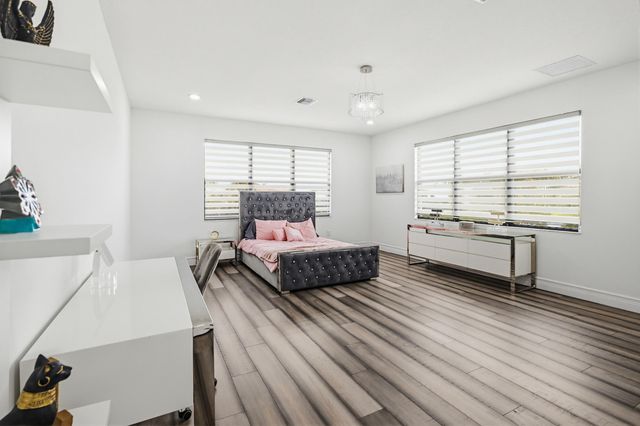 9801 Rennes Lane, Delray Beach, FL 33446