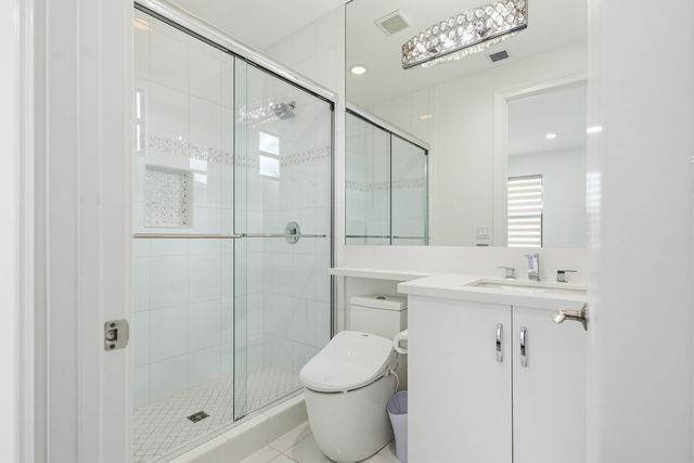 9801 Rennes Lane, Delray Beach, FL 33446