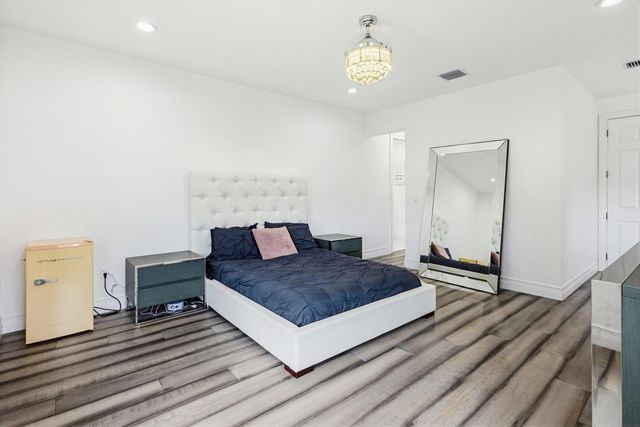 9801 Rennes Lane, Delray Beach, FL 33446