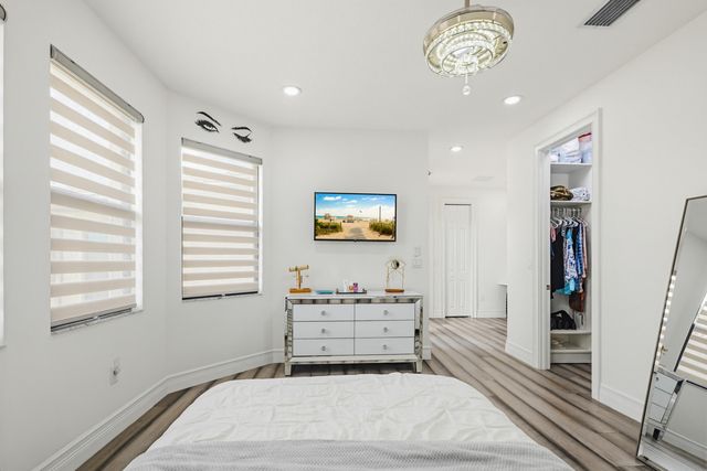 9801 Rennes Lane, Delray Beach, FL 33446