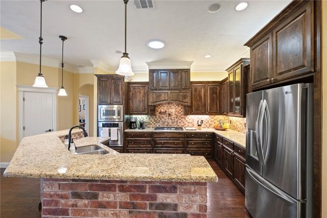 3617 Dawn Court, Bryan, TX 77802