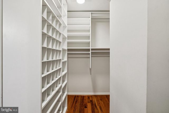 8555 WYNGATE MANOR CT, Alexandria, VA 22309