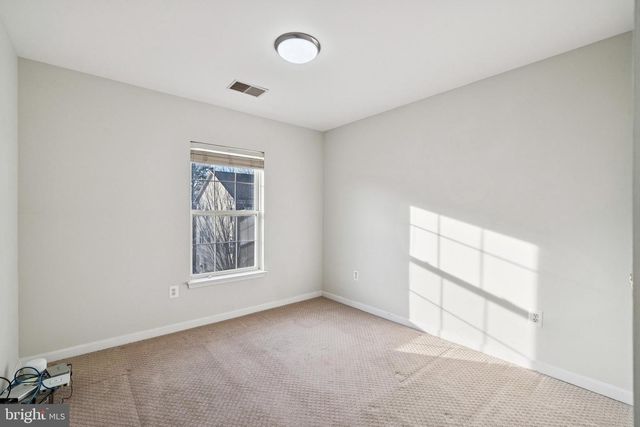 8555 WYNGATE MANOR CT, Alexandria, VA 22309