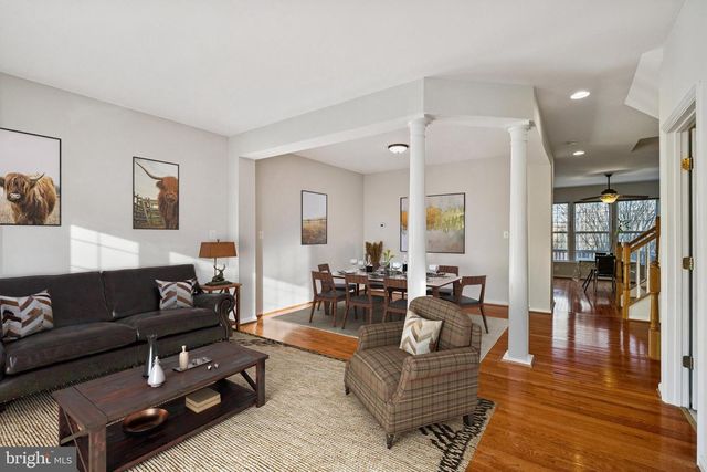 8555 WYNGATE MANOR CT, Alexandria, VA 22309