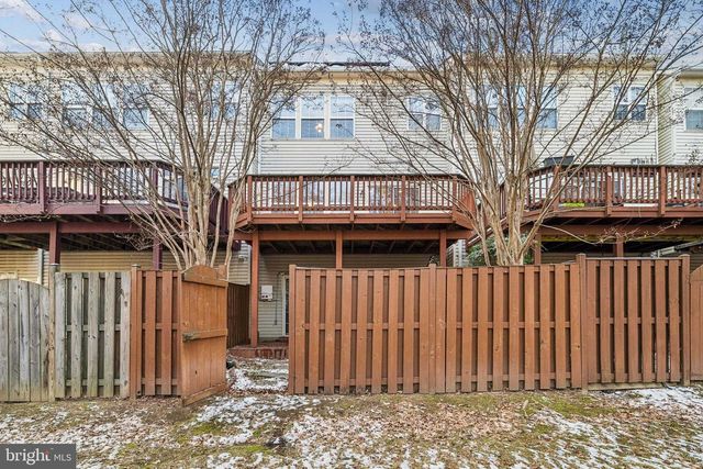 8555 WYNGATE MANOR CT, Alexandria, VA 22309