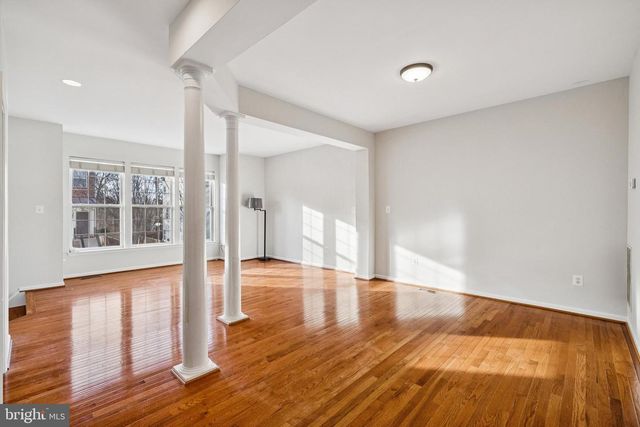 8555 WYNGATE MANOR CT, Alexandria, VA 22309