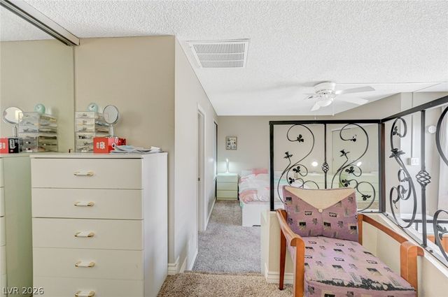 1016 Willow Tree Drive B, Las Vegas, NV 89128