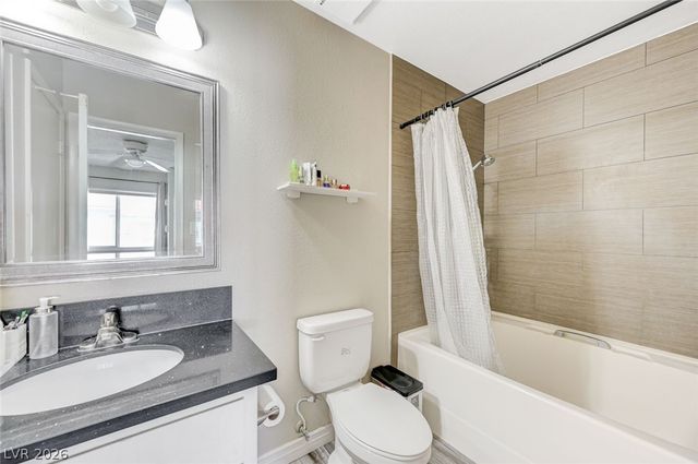 1016 Willow Tree Drive B, Las Vegas, NV 89128