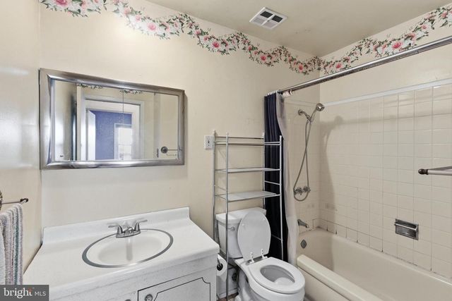 12607 KEMBRIDGE DR, Bowie, MD 20715