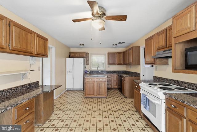 12607 KEMBRIDGE DR, Bowie, MD 20715