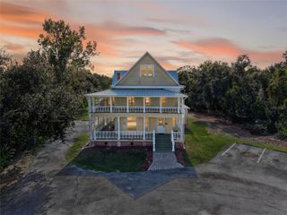 1218 W BROAD STREET, Groveland, FL 34736