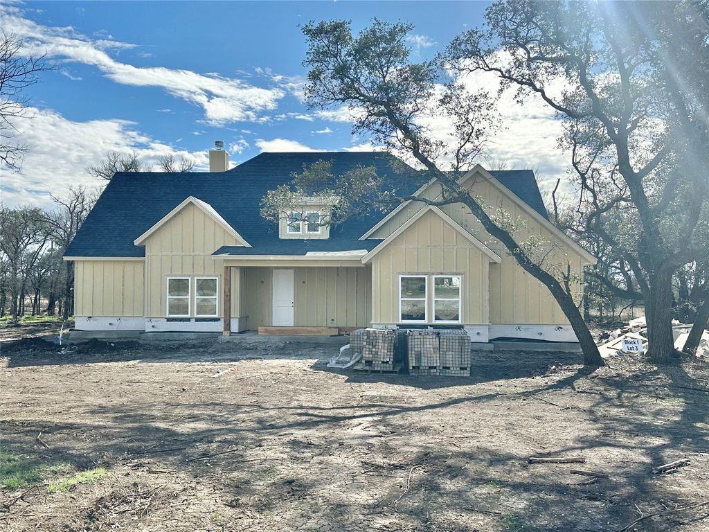 1008 Sabrina Court, Weatherford, TX 76085