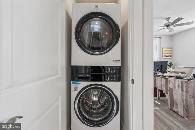 1656 S TANEY ST, Philadelphia, PA 19145