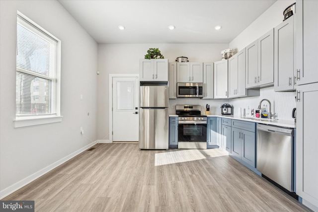 1656 S TANEY ST, Philadelphia, PA 19145