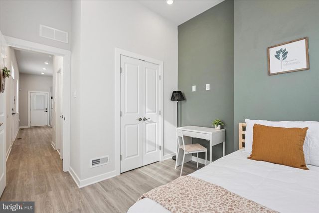 1656 S TANEY ST, Philadelphia, PA 19145