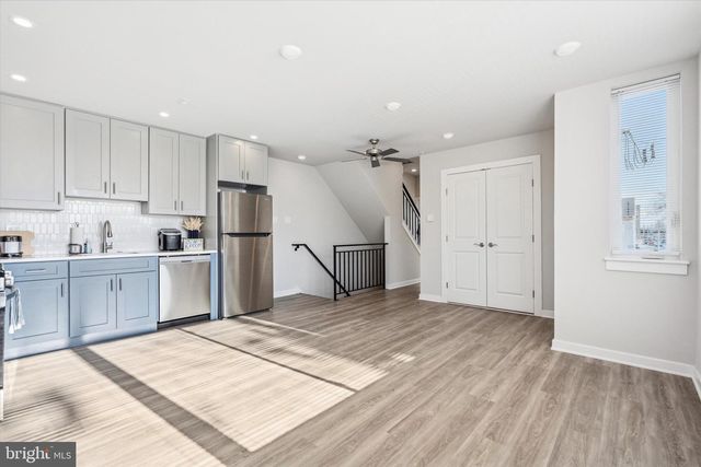 1656 S TANEY ST, Philadelphia, PA 19145