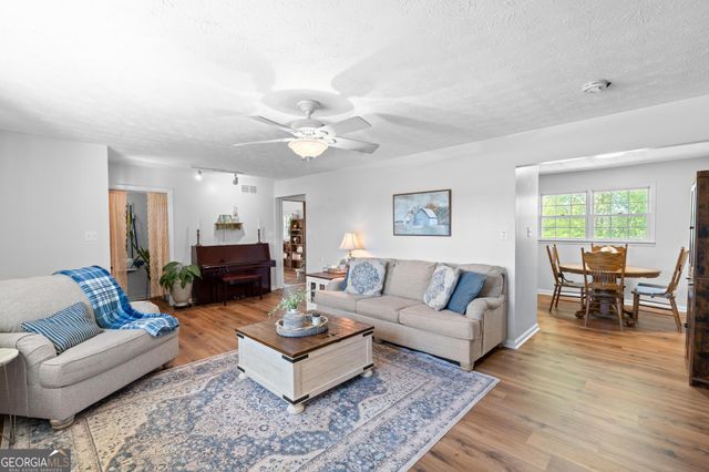 906 Steele Road, Griffin, GA 30223