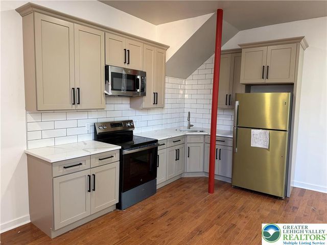 711 Chew Street 1, Allentown City, PA 18102