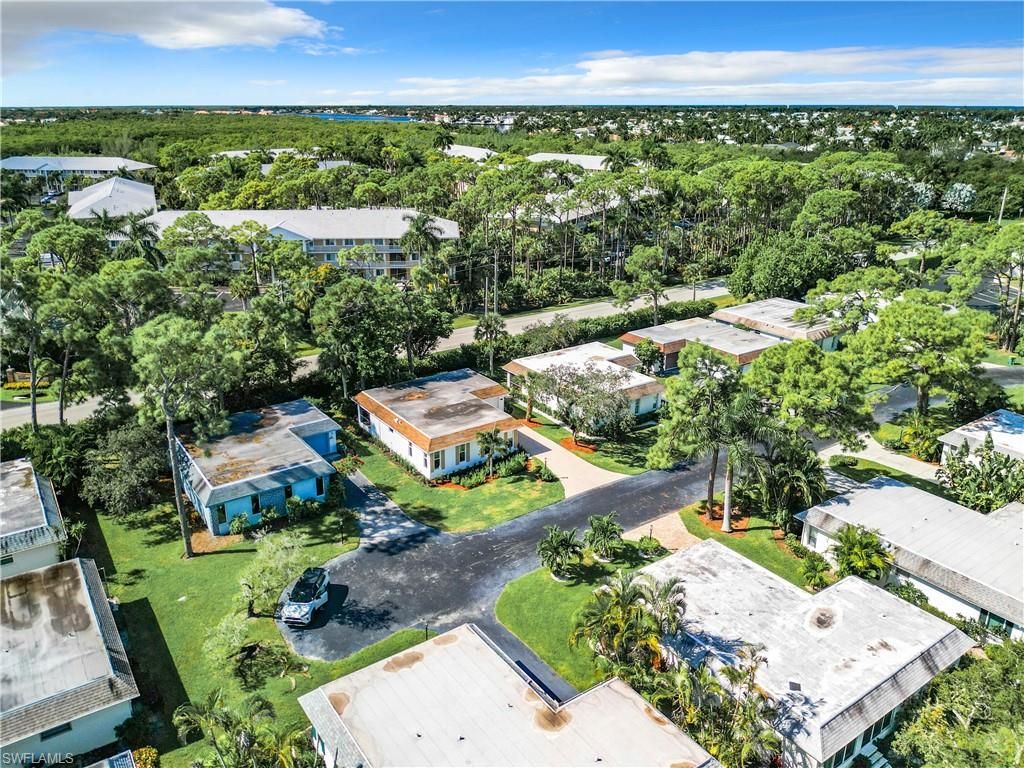 375 CARNABY CT 54, NAPLES, FL 34112 — photo 2