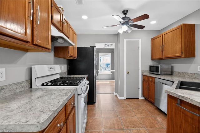 113 Ashford DR, Suffolk, VA 23434