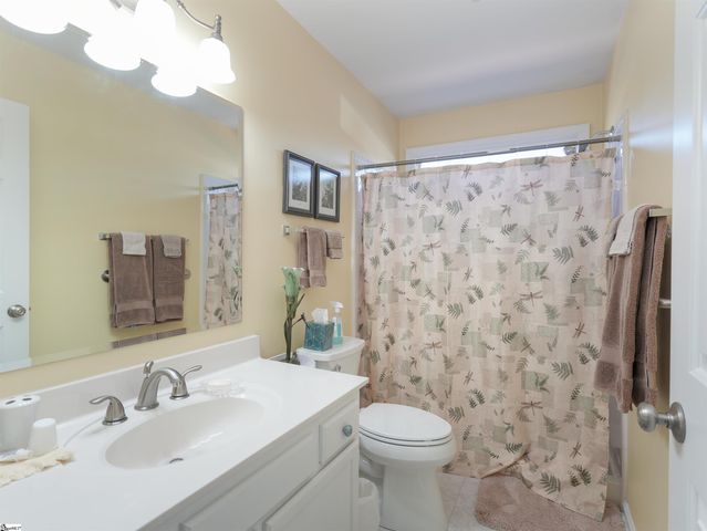 10 Lake Summit Drive, Greenville, SC 29615