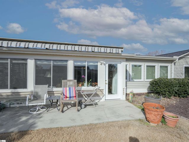 10 Lake Summit Drive, Greenville, SC 29615