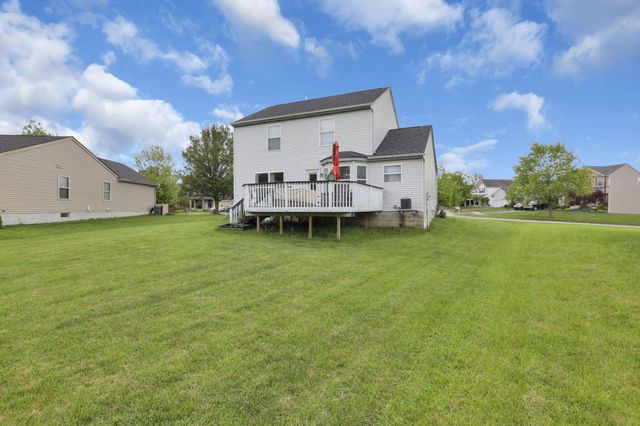 226 Purple Finch Loop, Pataskala, OH 43062