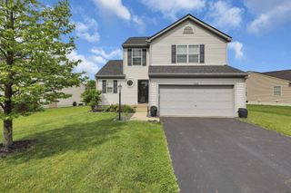 226 Purple Finch Loop, Pataskala, OH 43062