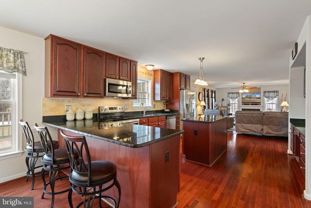 17 KINSLEY LN, Fredericksburg, VA 22406