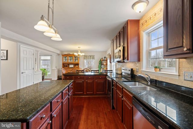 17 KINSLEY LN, Fredericksburg, VA 22406