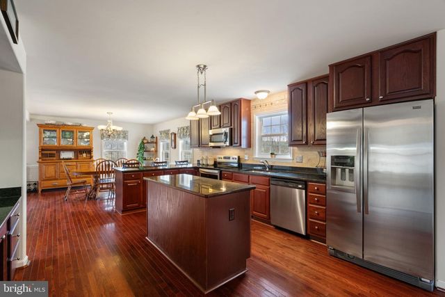 17 KINSLEY LN, Fredericksburg, VA 22406