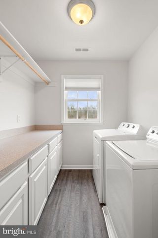 17 KINSLEY LN, Fredericksburg, VA 22406