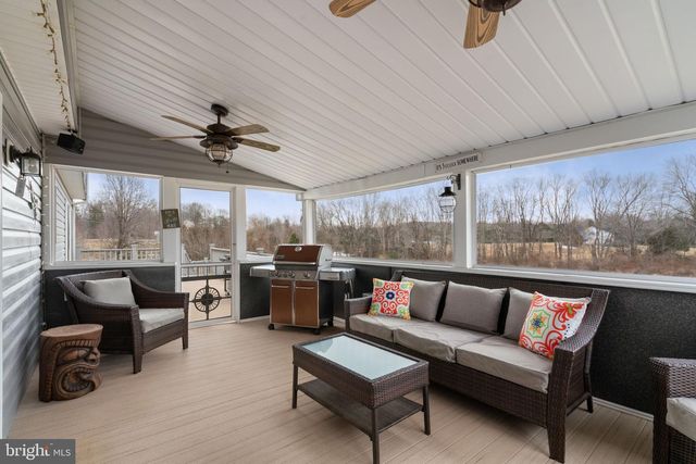 17 KINSLEY LN, Fredericksburg, VA 22406