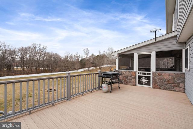 17 KINSLEY LN, Fredericksburg, VA 22406