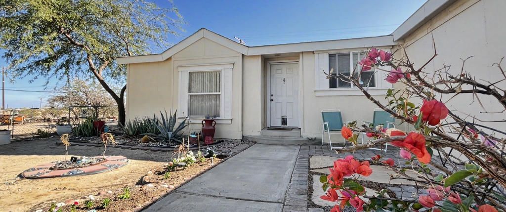 1023 S Marina Drive, Thermal, CA 92274