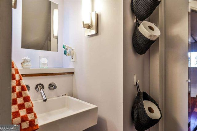 1015 S Candler Street, Decatur, GA 30030