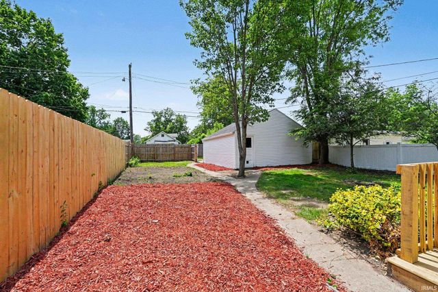 1348 E Donald Street, South Bend, IN 46613