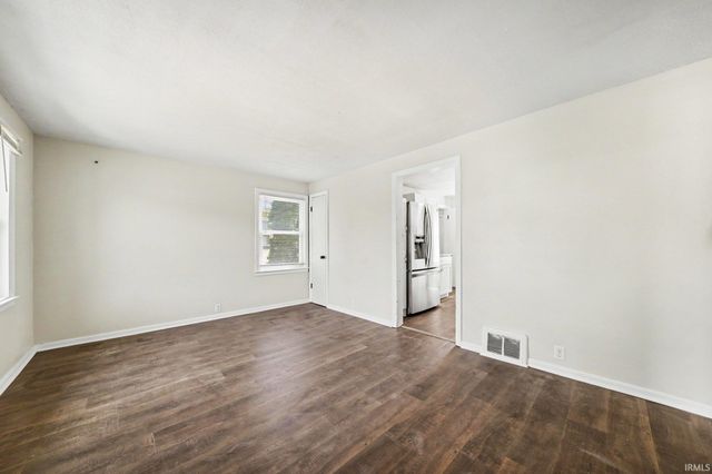 1348 E Donald Street, South Bend, IN 46613
