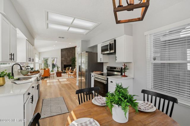 3734 KARISSA ANN Place W, Jacksonville, FL 32223