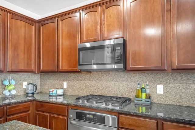 2708 Sunlight Drive, Little Elm, TX 75068
