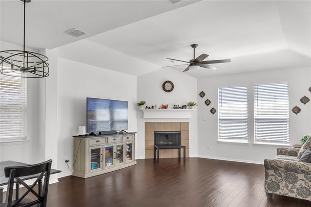 2708 Sunlight Drive, Little Elm, TX 75068