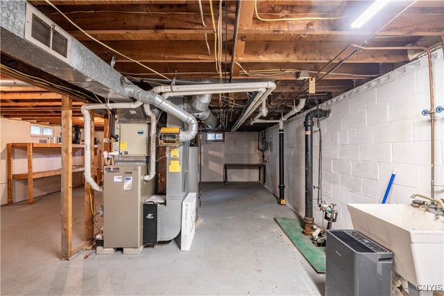 119 Waterbury Avenue, Whitestown, NY 13492