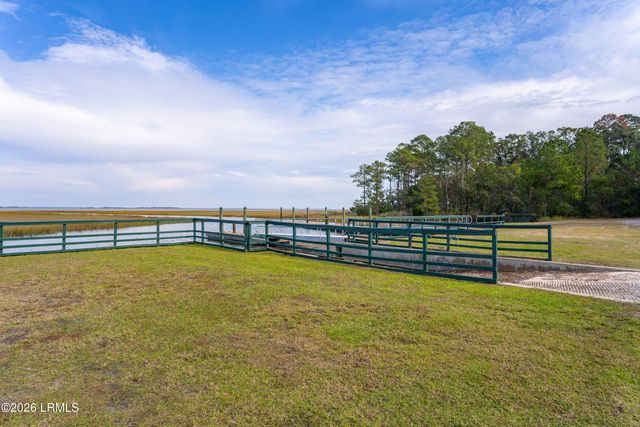 50 Woodland Ridge Circle, Beaufort, SC 29907